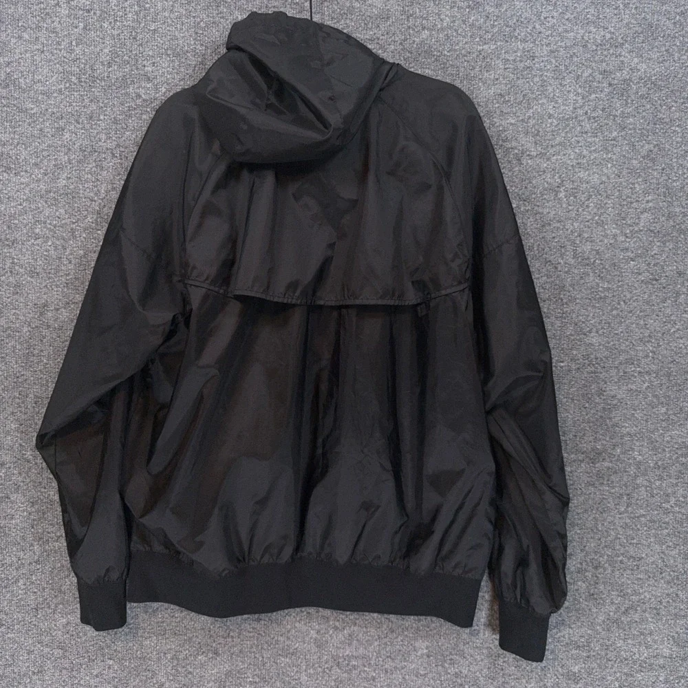 Nike windrunner jacket
